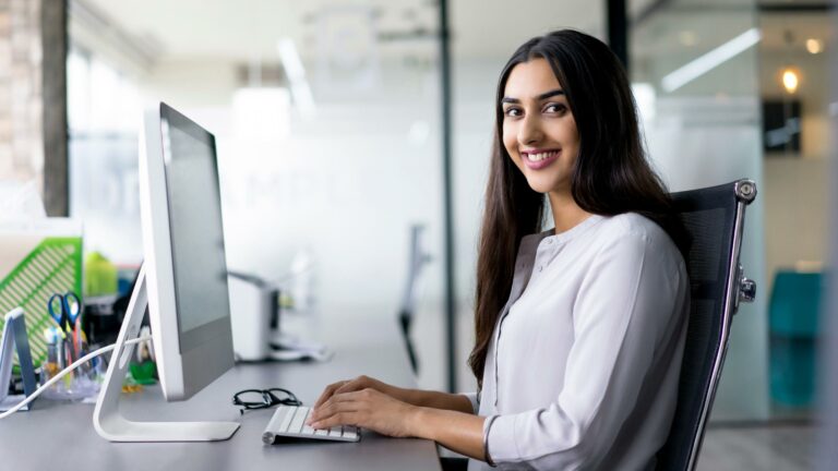 5 Essential Skills for Prompt Engineers in the Translation and Localization Industry